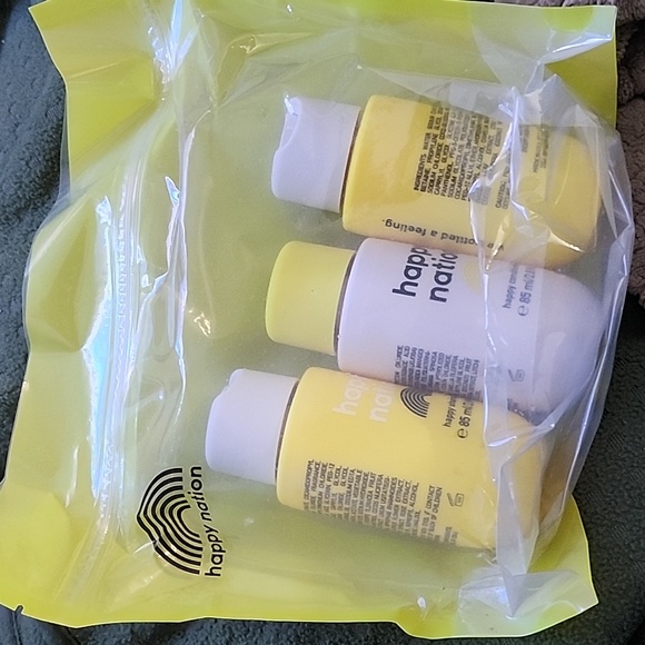 Happy Nation Body Care Life Kit - Picture 1 of 13